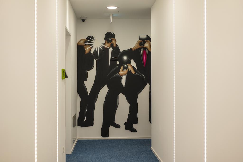 Aparthotel Backstage كوفستيين المظهر الخارجي الصورة